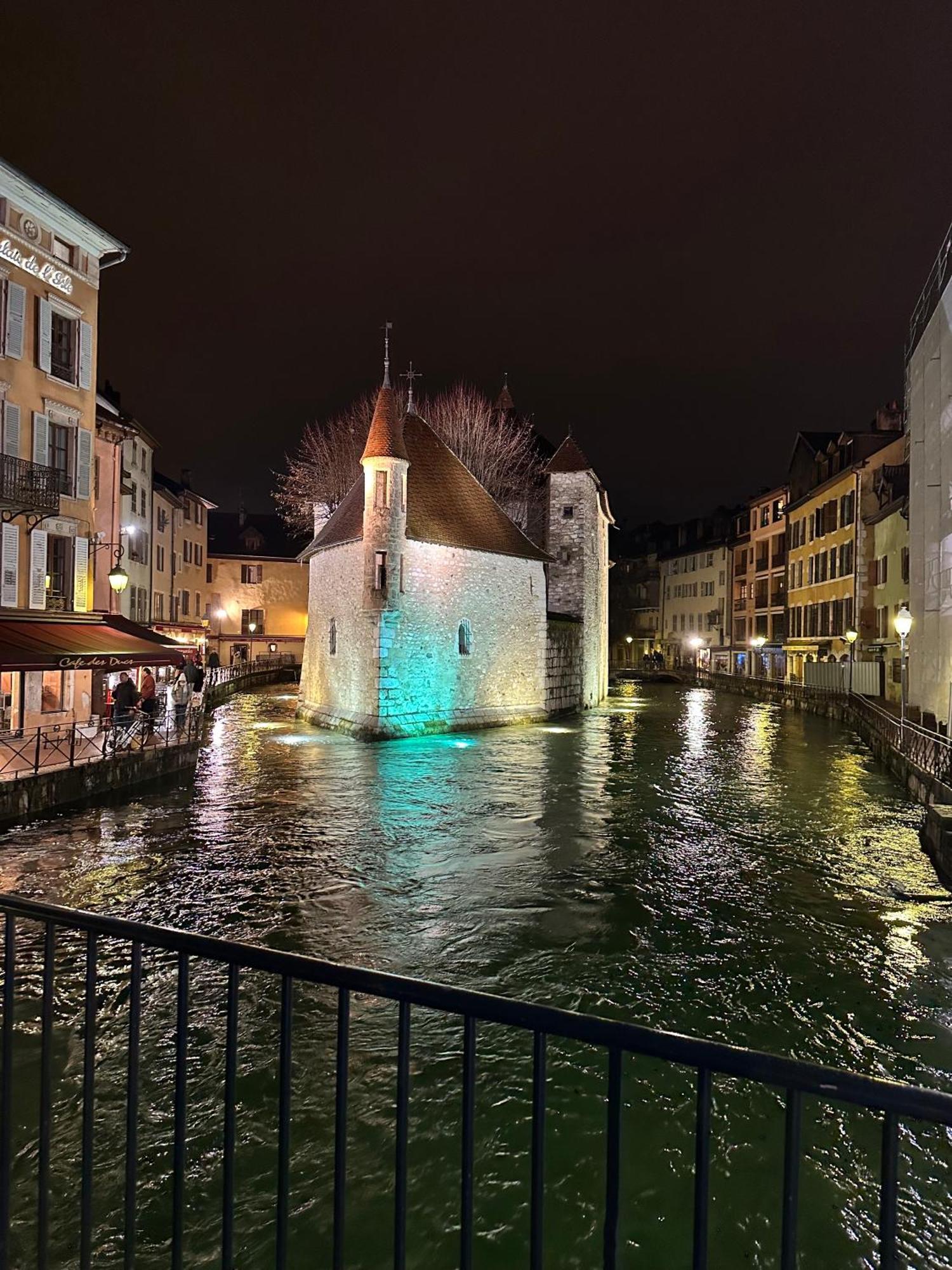A La Belle Quatrieme Etoile Daire Annecy Dış mekan fotoğraf